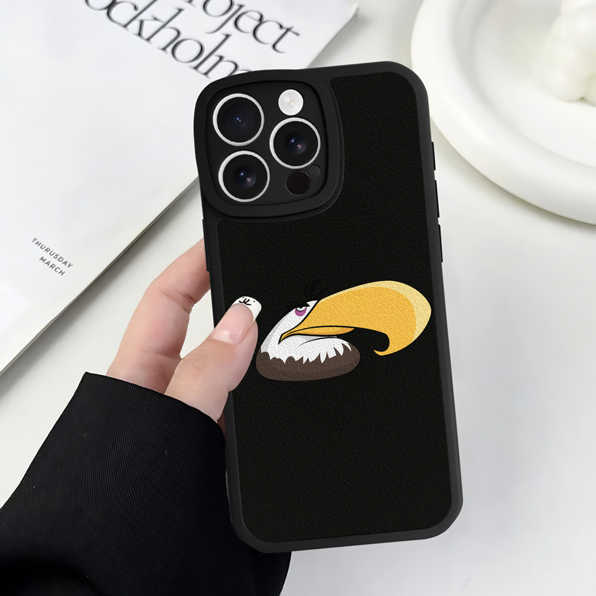 （画像用） Angry Birds アングリーバード 【iPhone 16シリーズ対応】シリコンスマホケース（レザー調） 材質：シリコン